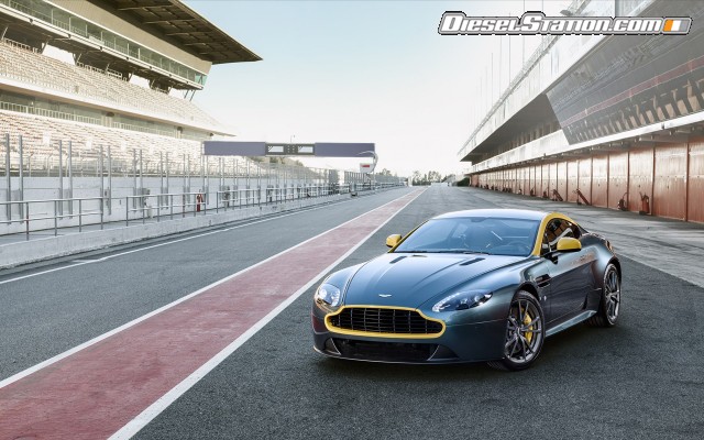 Aston Martin V8 Vantage N430 2015 Widescreen Picture #0 Aston Martin V8 Vantage N430 2015 Widescreen Picture #0